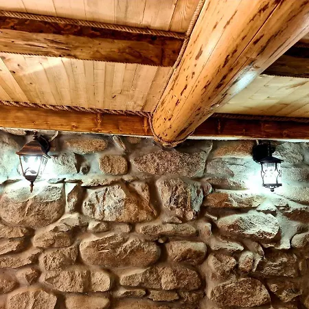 Villa мальовица - *