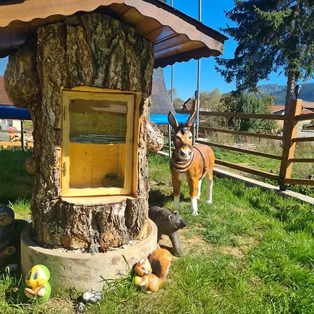 Villa мальовица - *